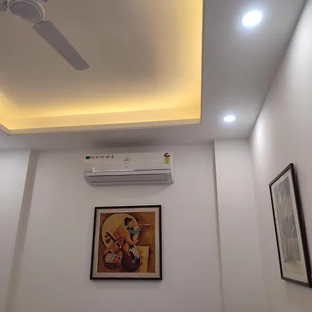 Fully Furnished Comfortable Rooms In Hauz Khas - Woodpecker Apartments-3